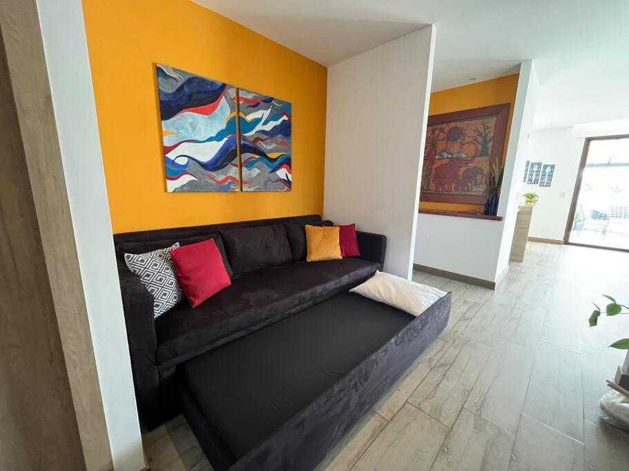 Dn2a-great Location With Patio And Pool