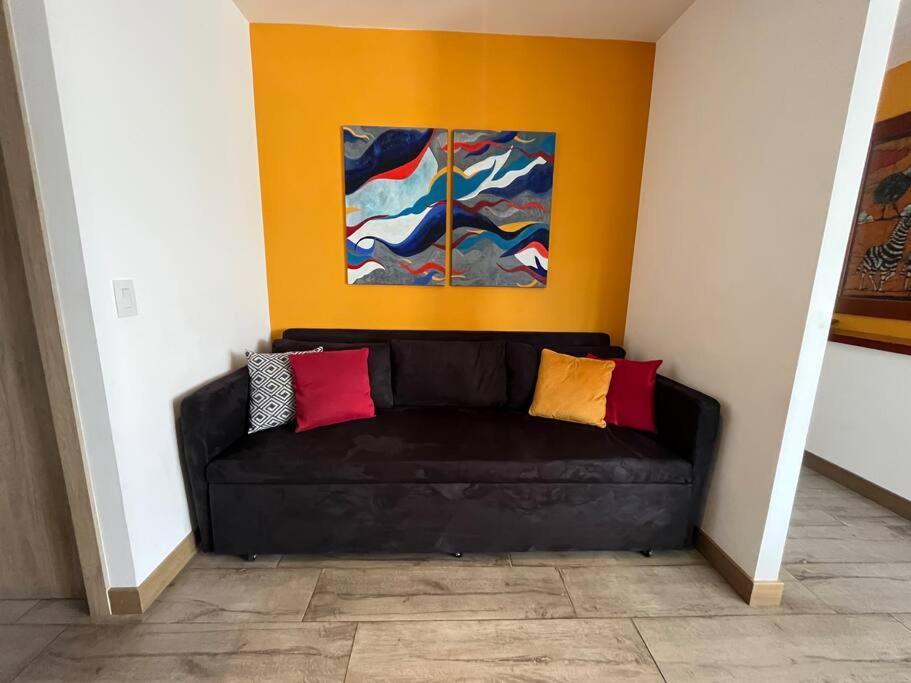 Apartment Dn2a-great Location With Patio And Pool Guatemala City
