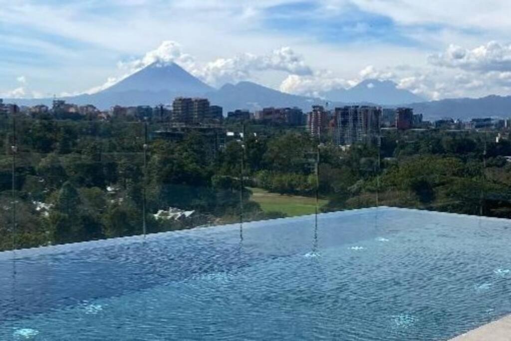 Dn2a-great Location With Patio And Pool Apartment